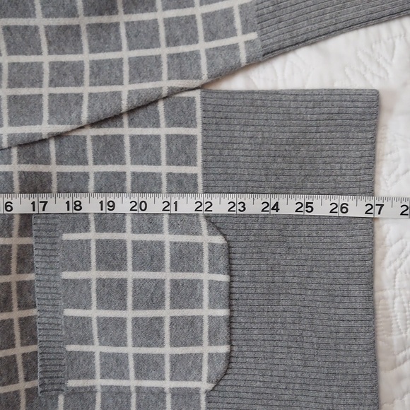 🆕➕️ A New Day Women's Soft Cashmere Gray Grid Pattern Cardigan Sweater, Size 2X - Picture 9 of 9